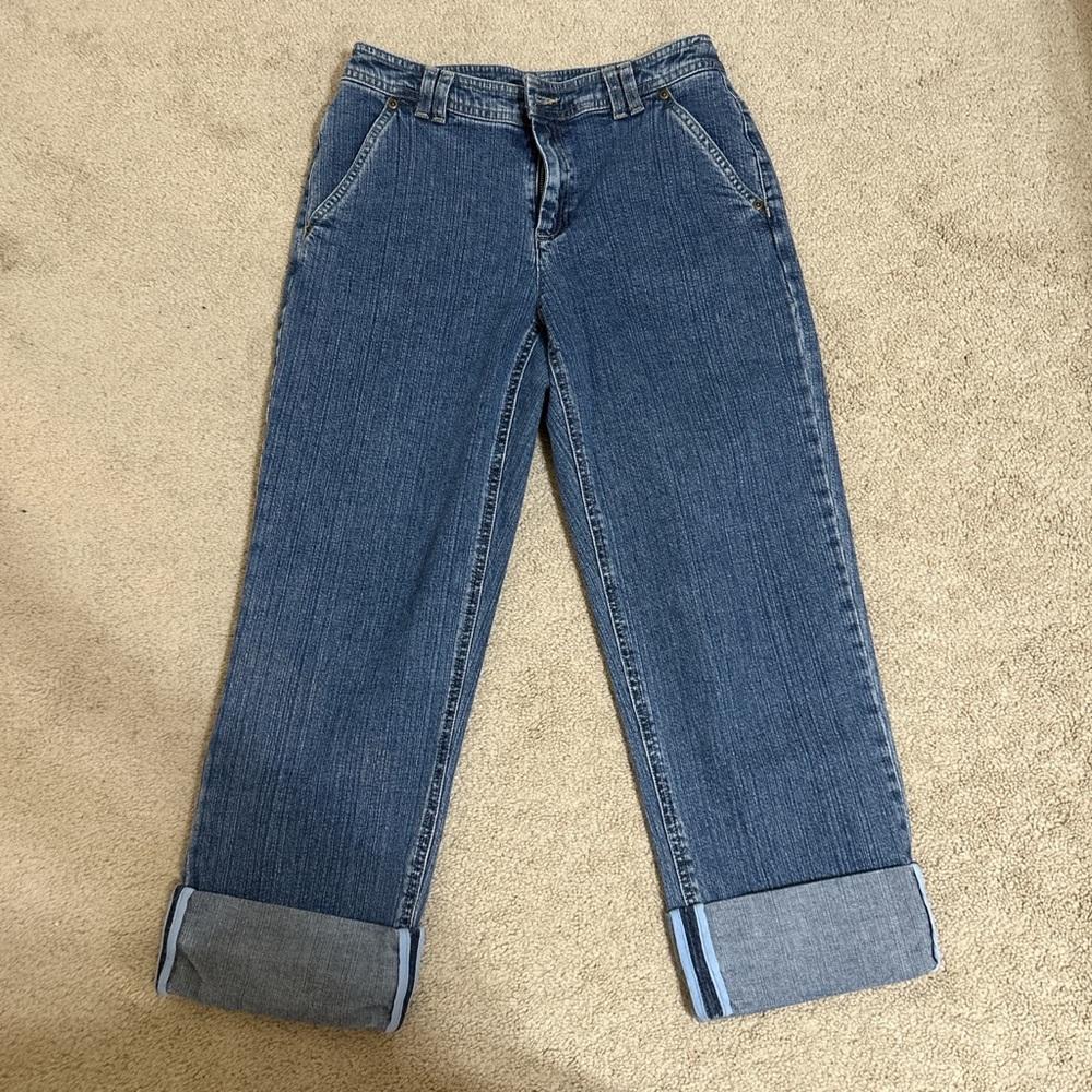 Cuffed capri jeans